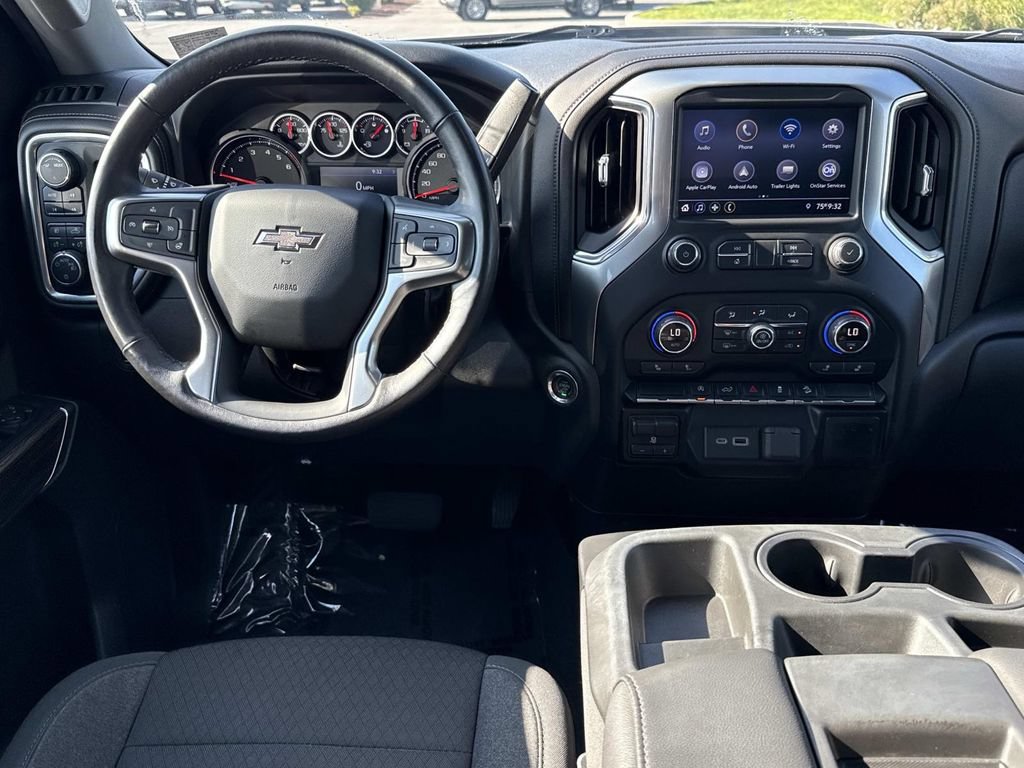 Used 2020 Chevrolet Silverado 1500 RST w/ True North Edition AWD/4WD image 3