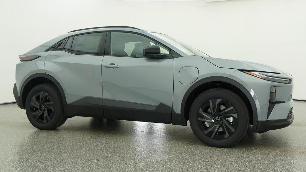 New 2026 Toyota C-HR w/ Cold Weather Package AWD/4WD image 31