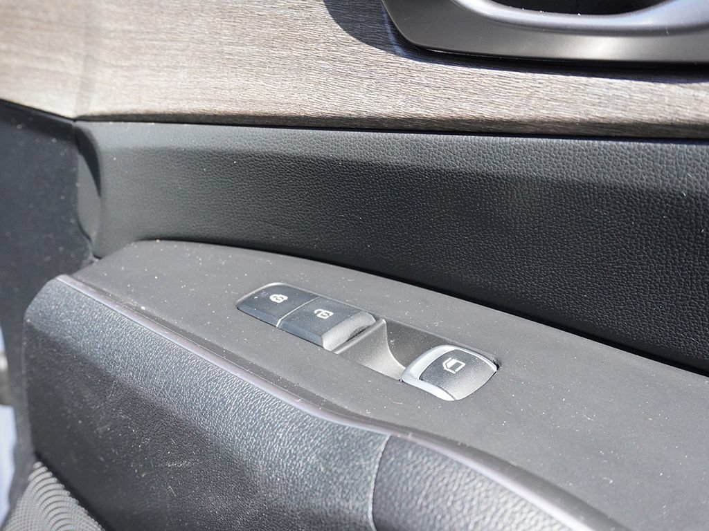Used 2023 Kia Sorento S w/ Panoramic Sunroof Package AWD/4WD image 44