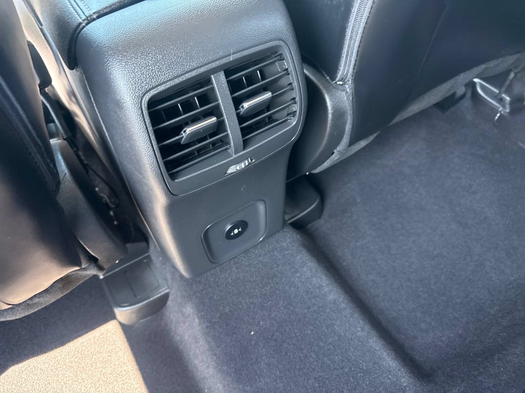 Used 2024 Ford Escape SE FWD image 28