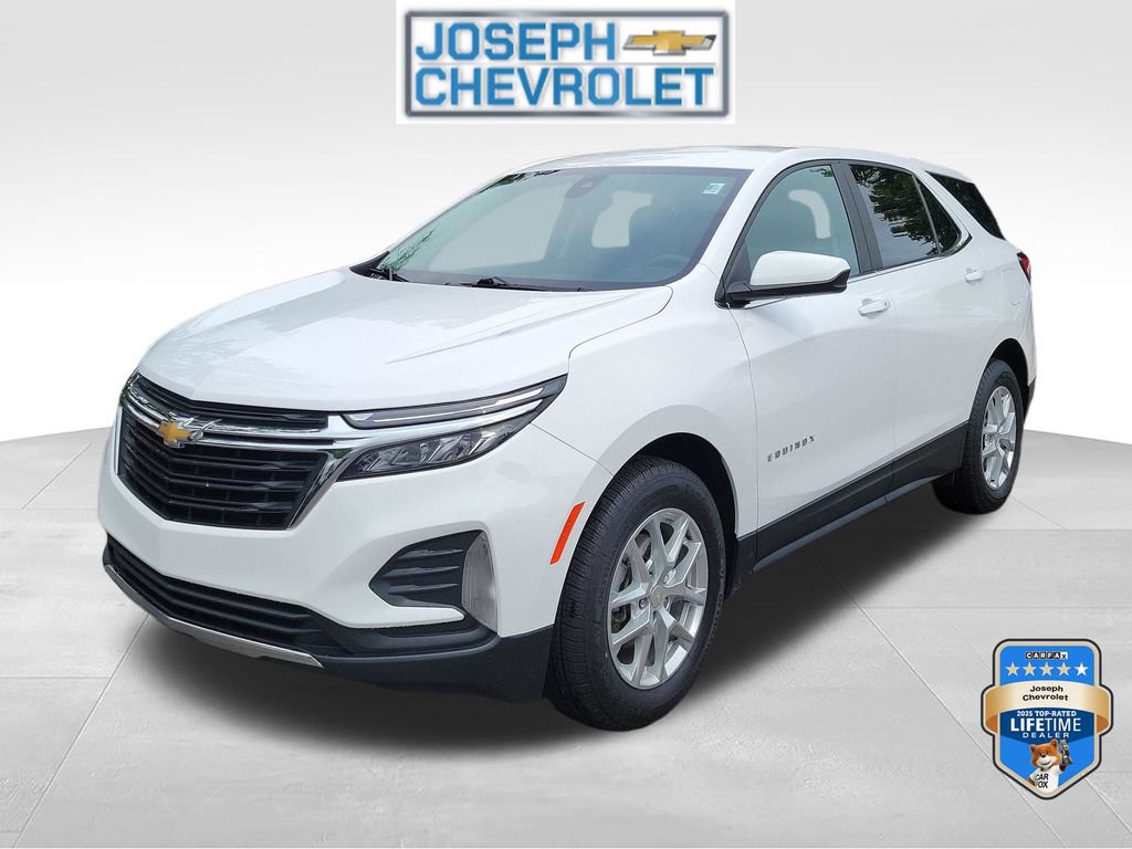 Used 2022 Chevrolet Equinox LT FWD image 2