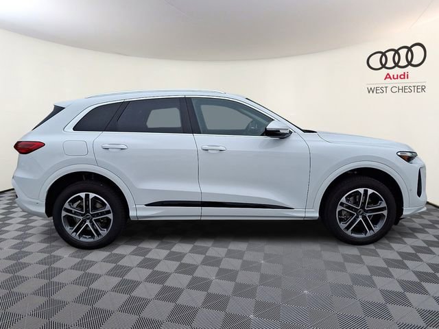 Used 2025 Audi Q5 Premium w/ Convenience Package AWD/4WD image 7