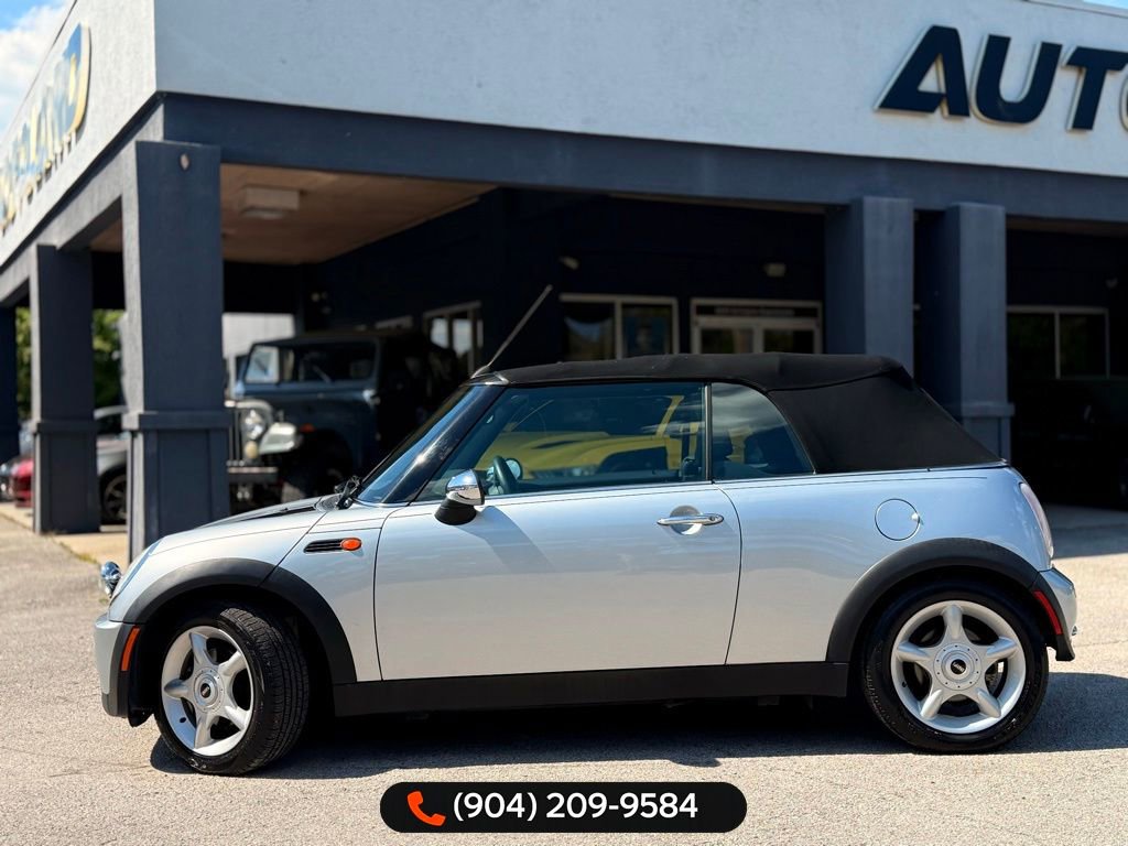 Used 2005 MINI Cooper Convertible image 4