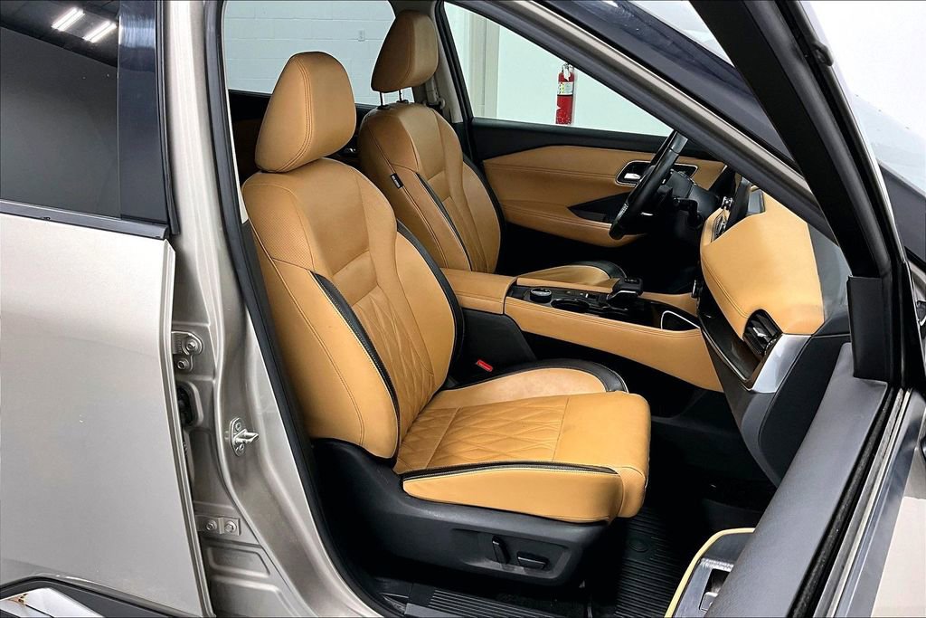 Used 2021 Nissan Rogue Platinum AWD/4WD image 10