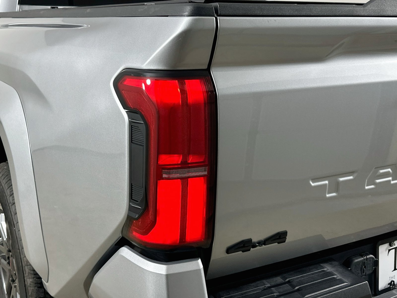 Used 2026 Toyota Tacoma TRD Sport AWD/4WD image 12