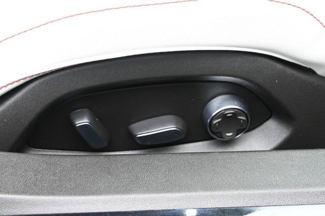 Used 2023 Chevrolet Corvette Stingray Premium Conv w/ Z51 Performance Package RWD image 48