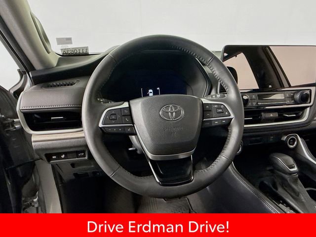 Certified 2024 Toyota Grand Highlander AWD image 11