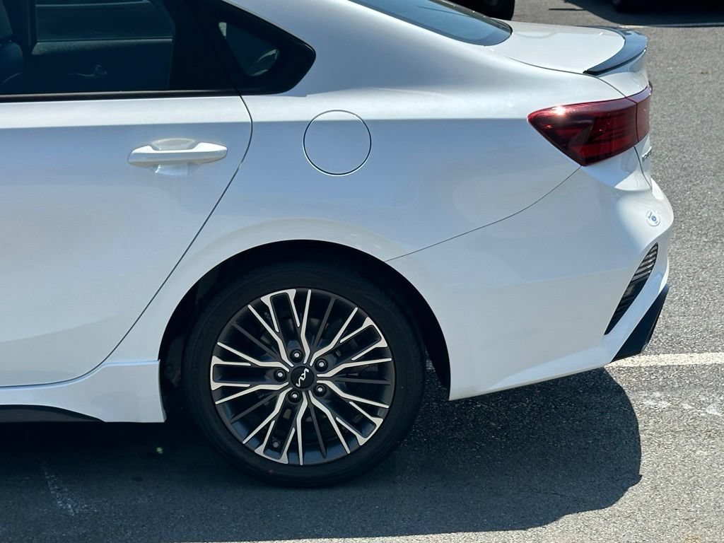 Used 2022 Kia Forte GT-Line w/ GT-Line Technology Package FWD image 38