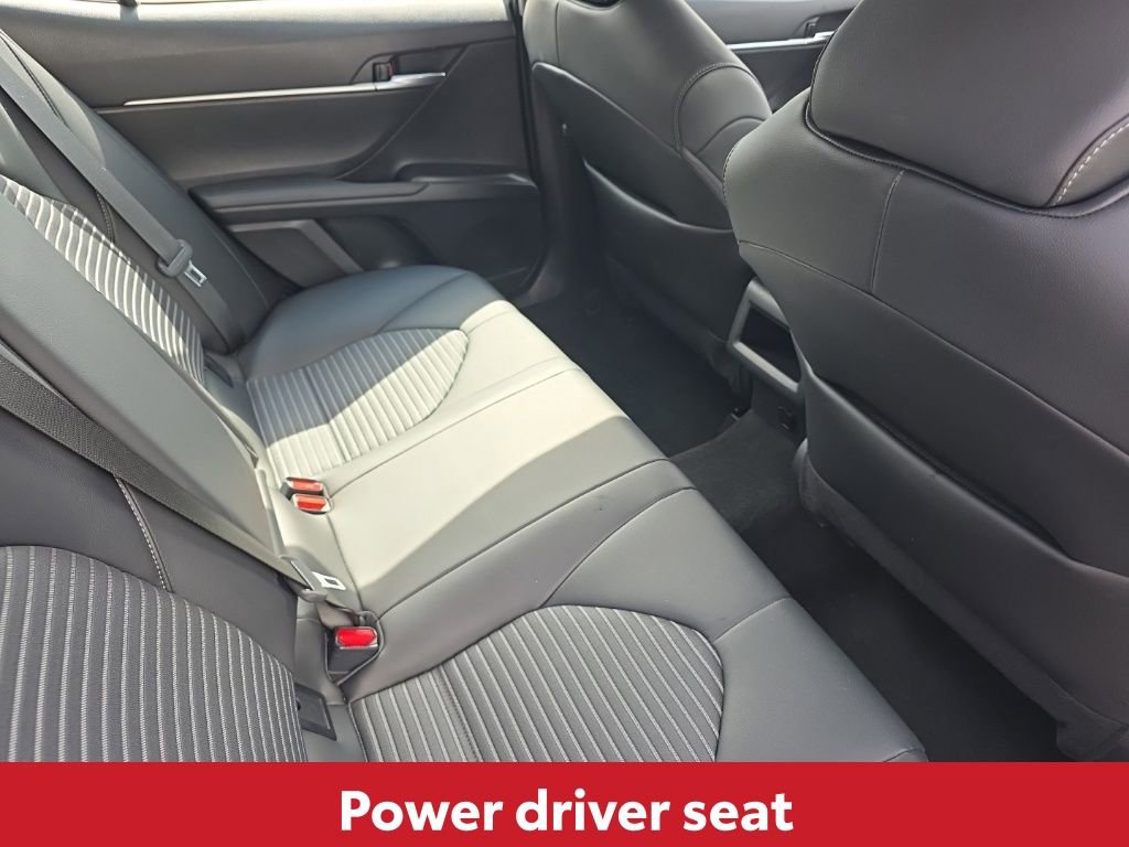 Used 2023 Toyota Camry SE w/ Convenience Package image 18