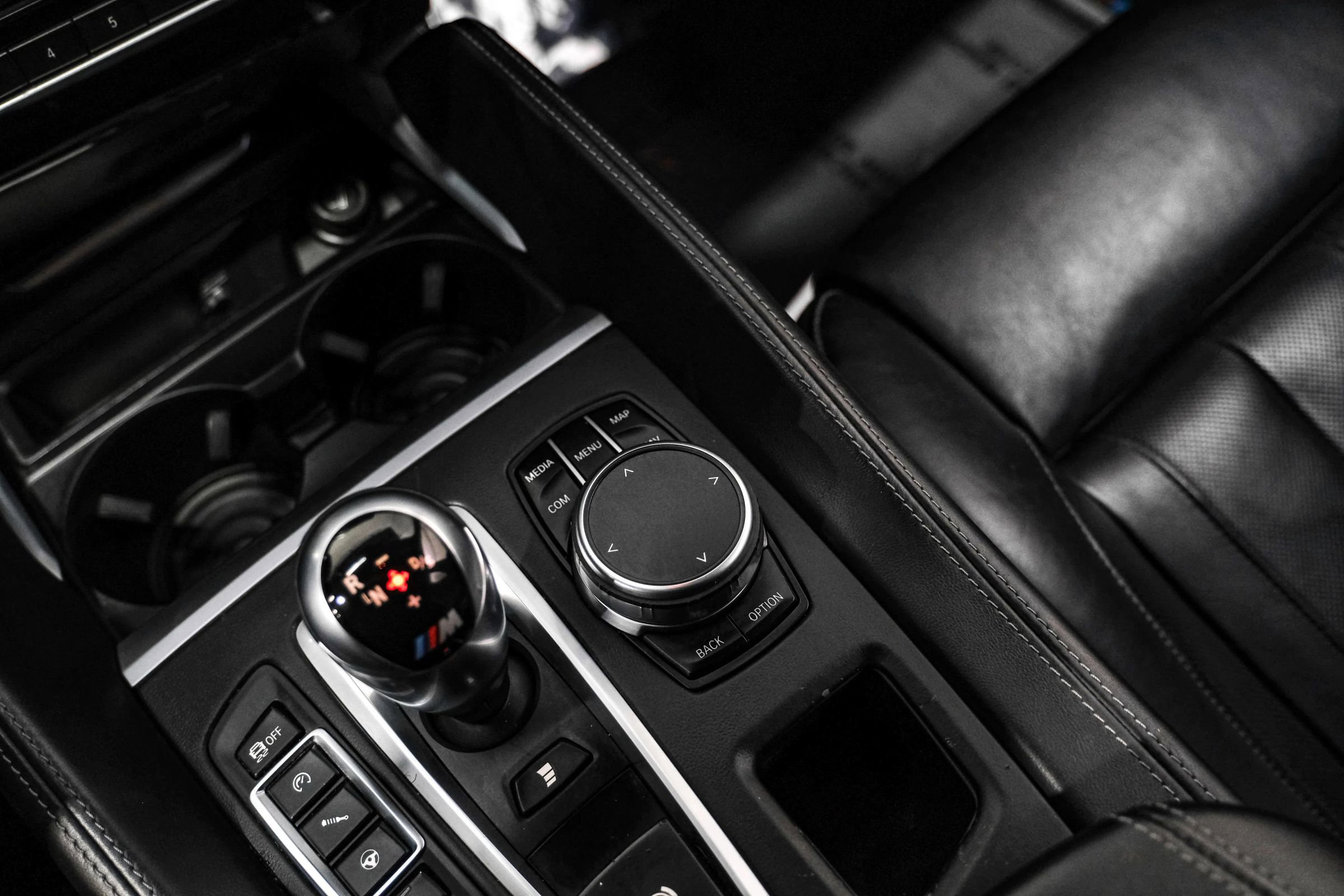 Used 2018 BMW X5 M image 25