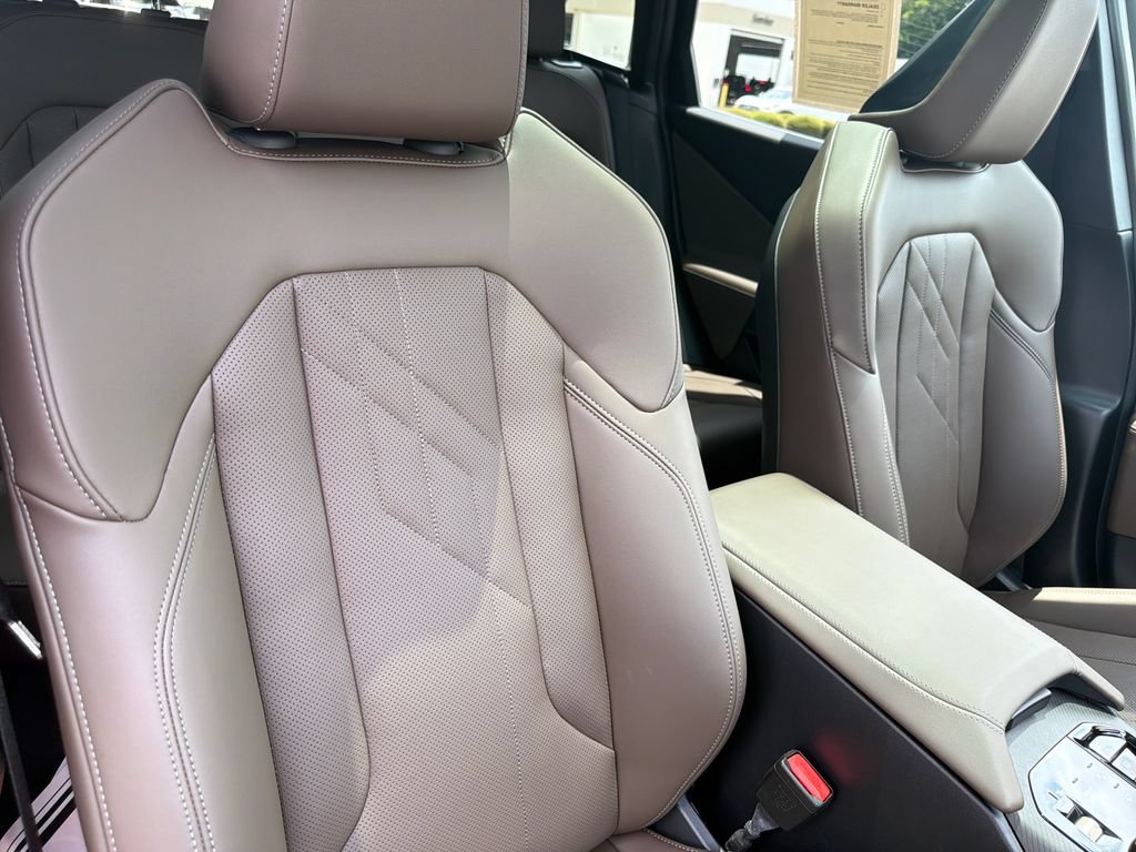 Used 2025 BMW X3 xDrive30i w/ Premium Package AWD/4WD image 49