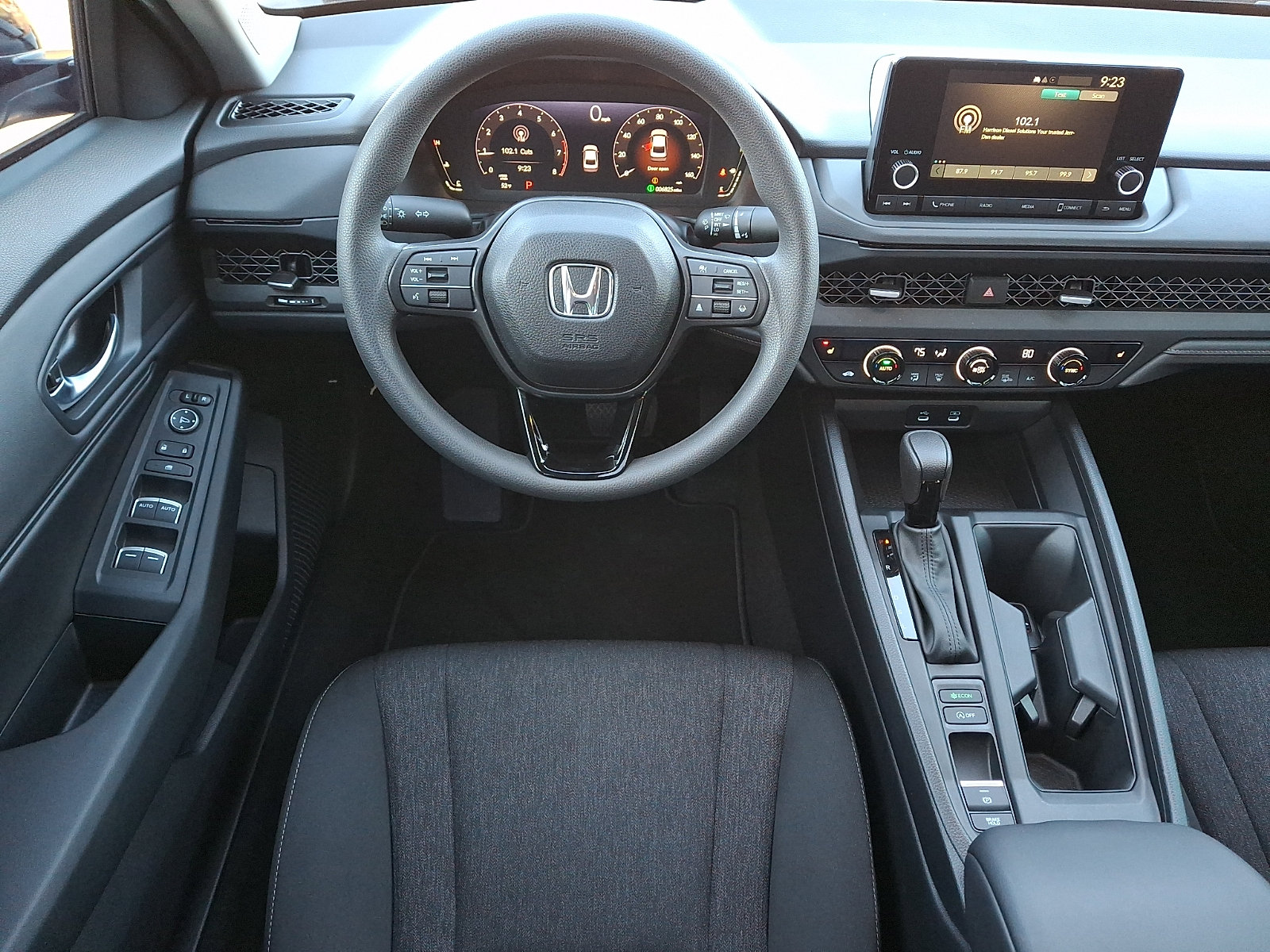 Used 2025 Honda Accord SE image 12