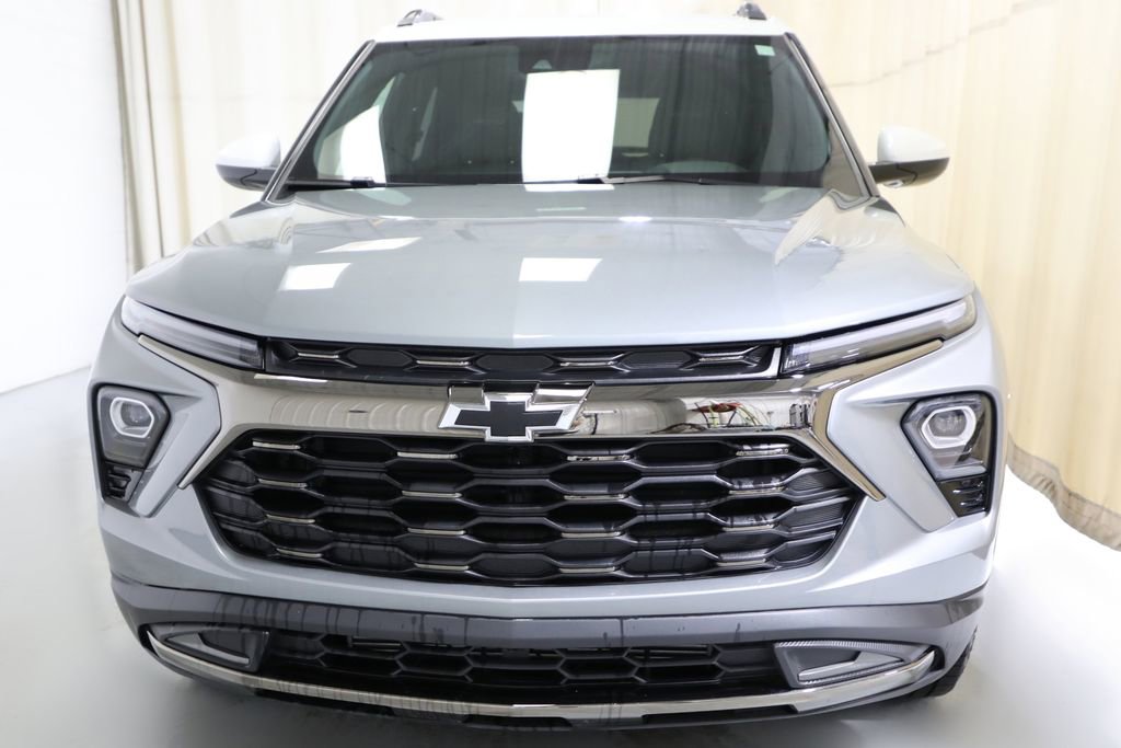 Used 2025 Chevrolet TrailBlazer ACTIV w/ Convenience Package AWD/4WD image 17
