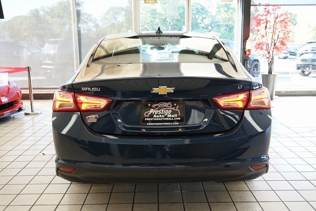 Used 2022 Chevrolet Malibu LT image 14