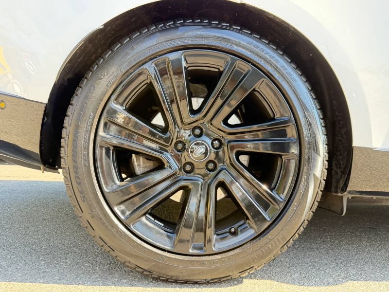 Used 2023 Land Rover Range Rover SE AWD/4WD image 40