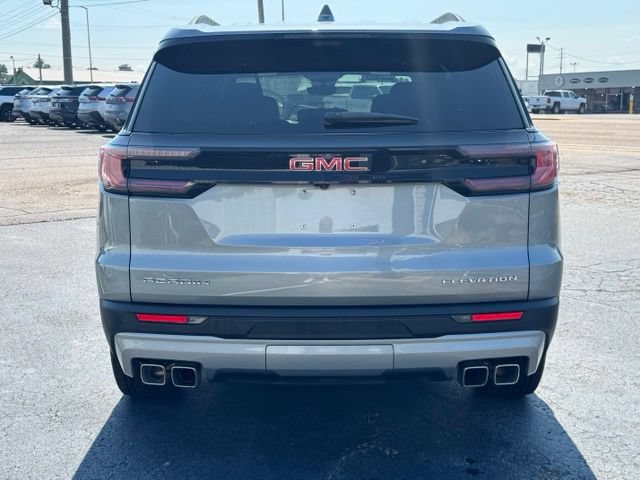 Used 2026 GMC Acadia Elevation w/ Elevation Premium Package FWD image 4