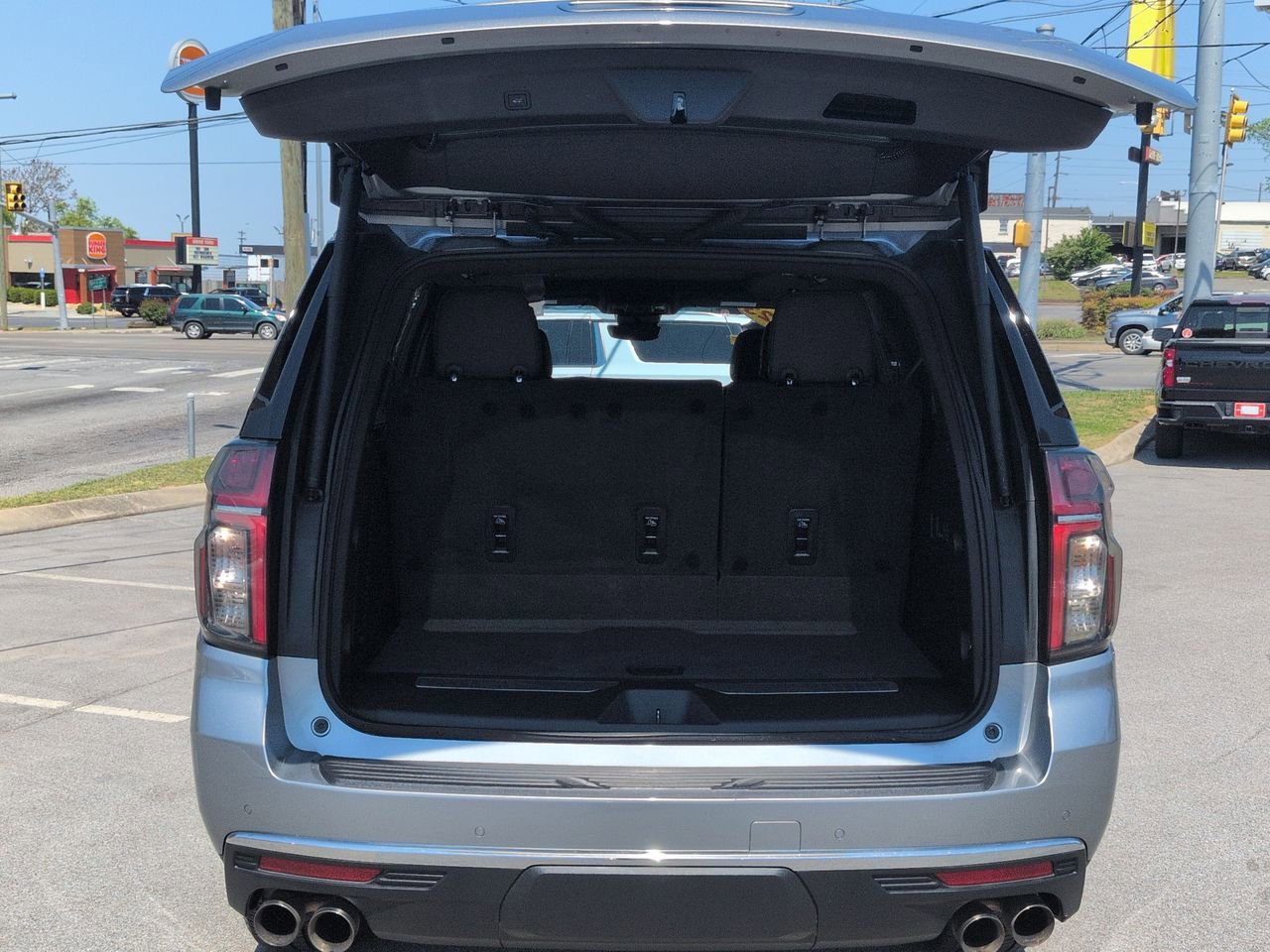 Used 2023 Chevrolet Tahoe Premier AWD/4WD image 27