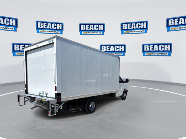 New 2026 Chevrolet Express 4500 w/ Power Convenience Package RWD image 8