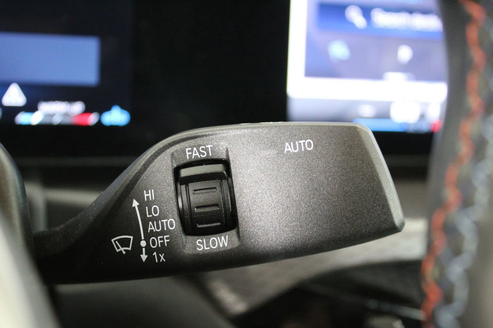 Used 2025 BMW M440i Coupe w/ Premium Package image 27