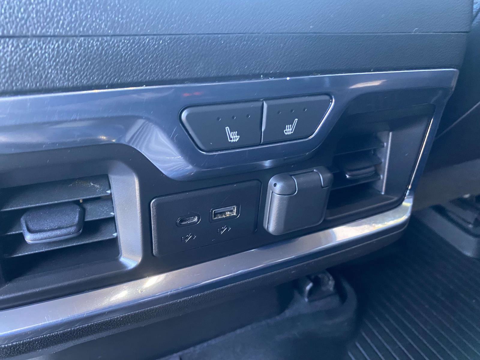 Used 2020 GMC Sierra 1500 AT4 w/ AT4 Premium Package image 13