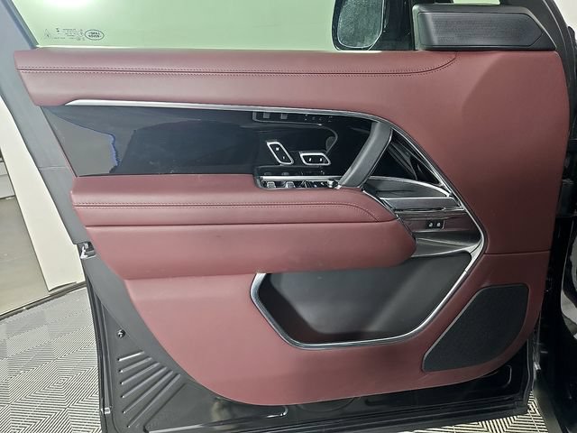 Certified 2024 Land Rover Range Rover SE AWD/4WD image 10