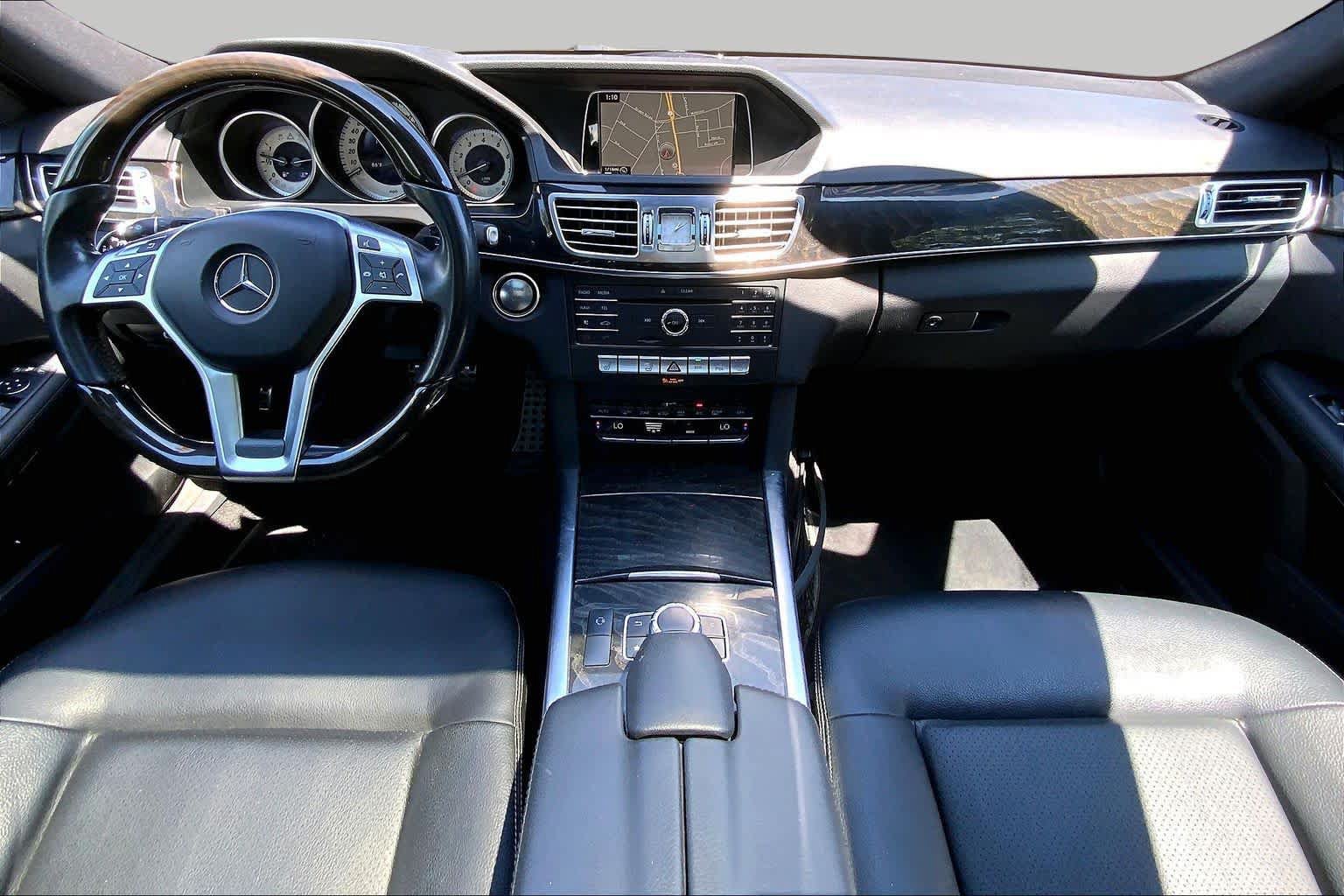 Used 2016 Mercedes-Benz E 350 4MATIC Wagon image 16