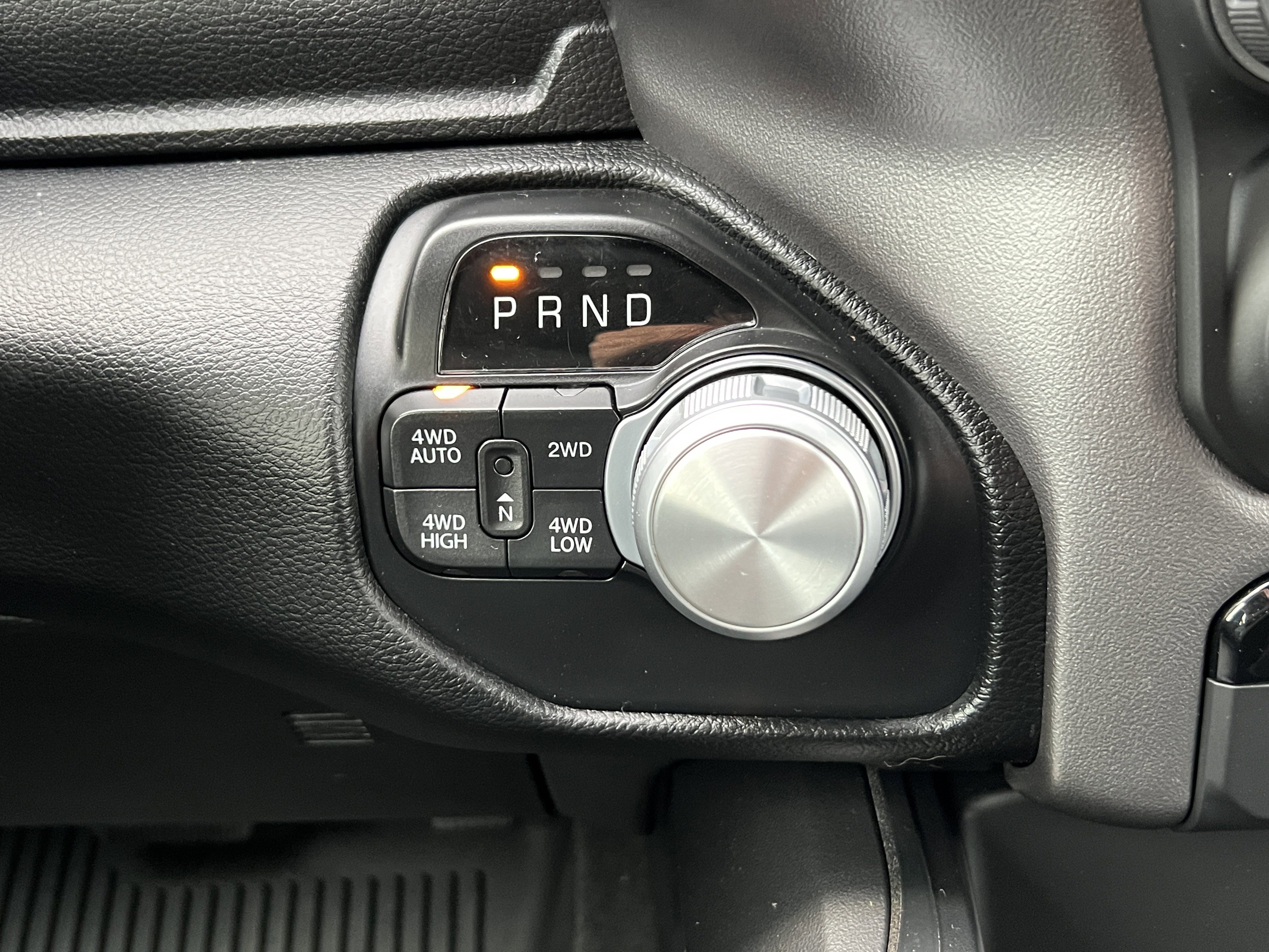 Used 2020 RAM 1500 Sport w/ Level 2 Equipment Goup w/2_L image 27