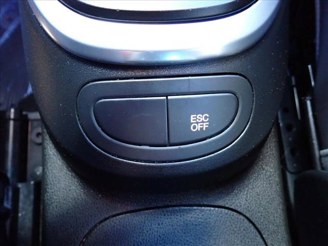 Used 2017 FIAT 500L Trekking w/ Popular Equipment Package image 18