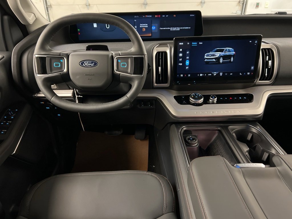 New 2025 Ford Expedition Active image 8