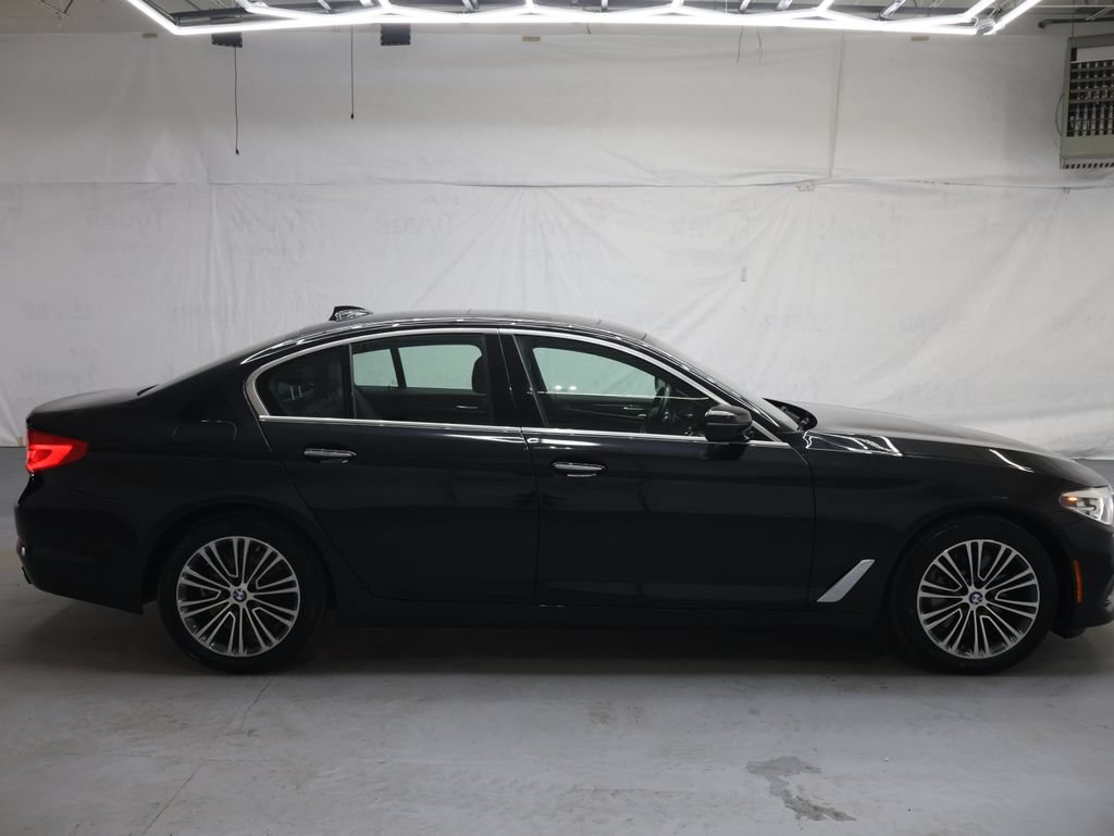 Used 2018 BMW 540i RWD image 8