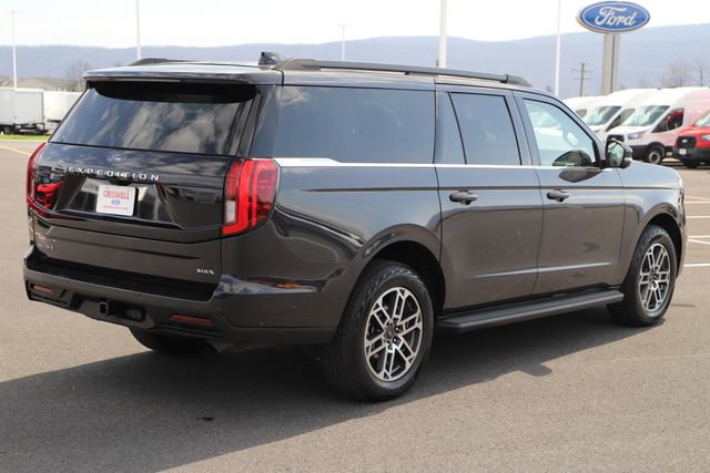 Used 2025 Ford Expedition Max Active image 6
