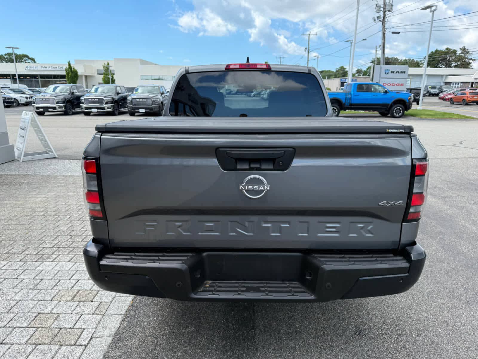 Used 2022 Nissan Frontier S w/ Technology Package AWD/4WD image 7