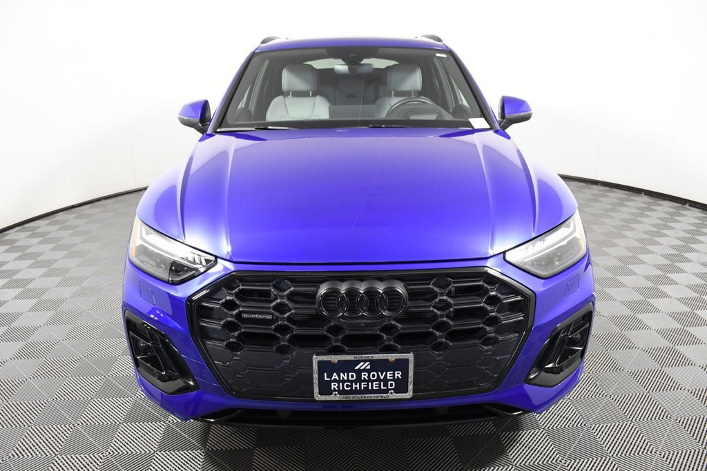 Used 2024 Audi Q5 e Prestige w/ Prestige Package image 10