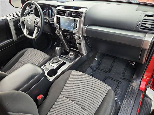 Used 2022 Toyota 4Runner SR5 AWD/4WD image 27