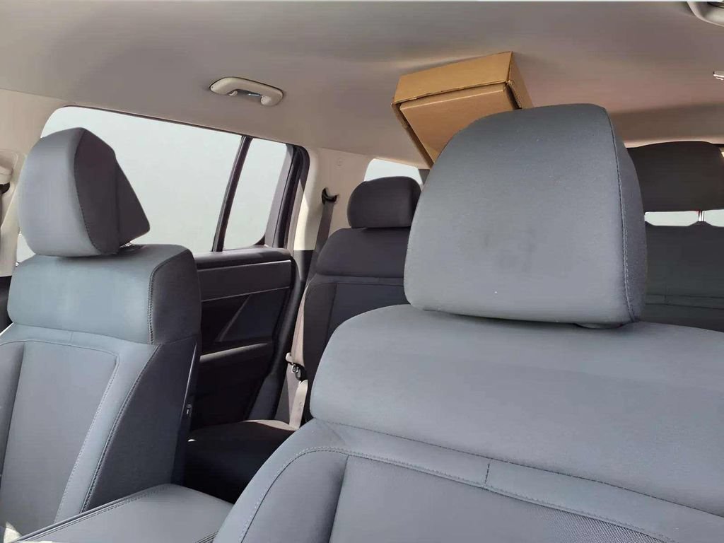 New 2026 Hyundai Santa Fe SE FWD image 11