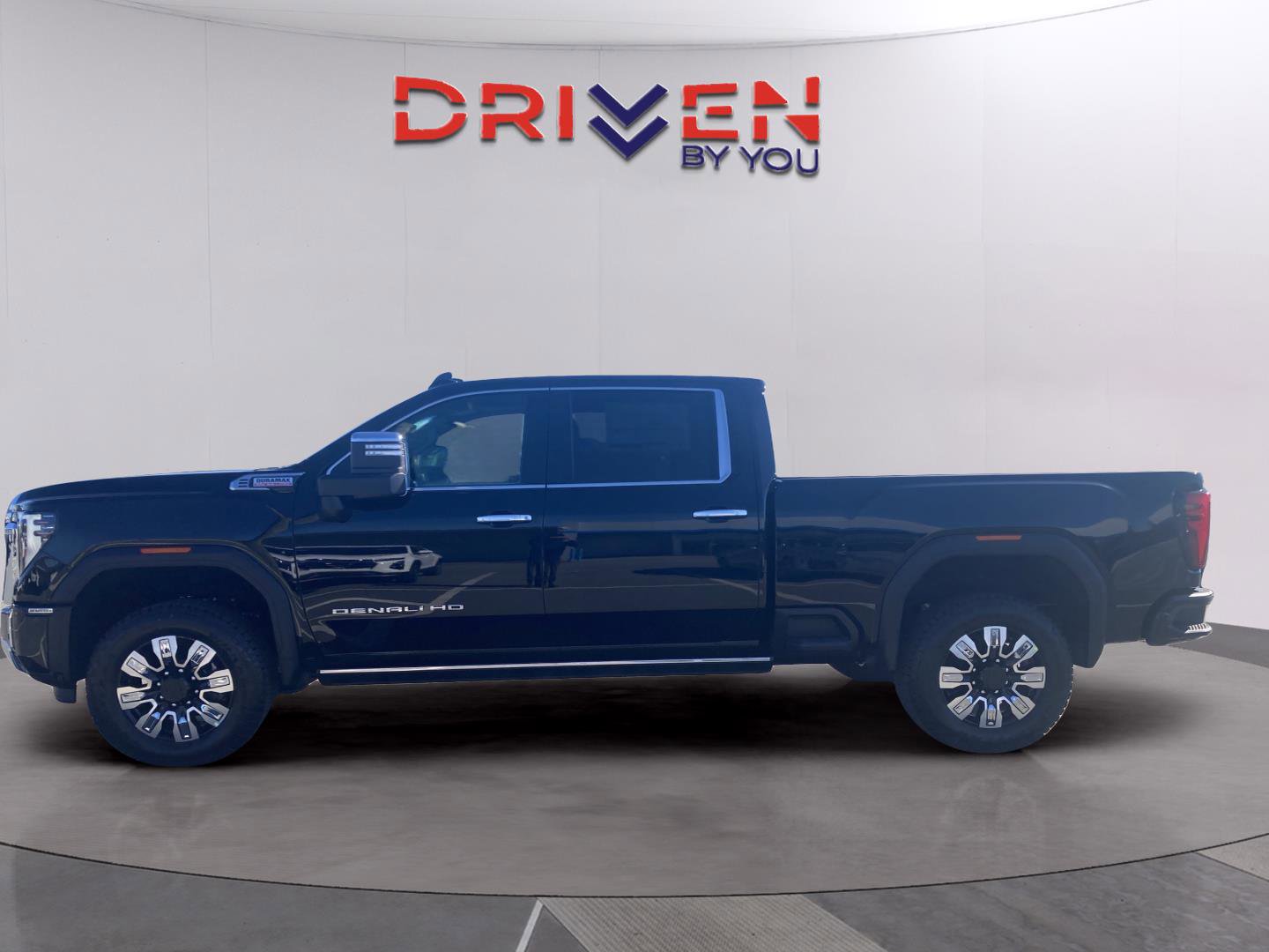New 2026 GMC Sierra 2500 Denali w/ Denali Reserve Package AWD/4WD image 2