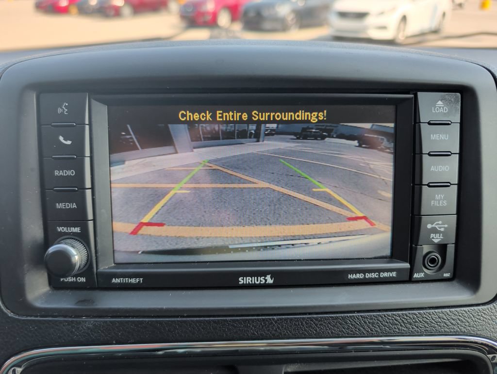 Used 2014 Dodge Grand Caravan SXT FWD image 13