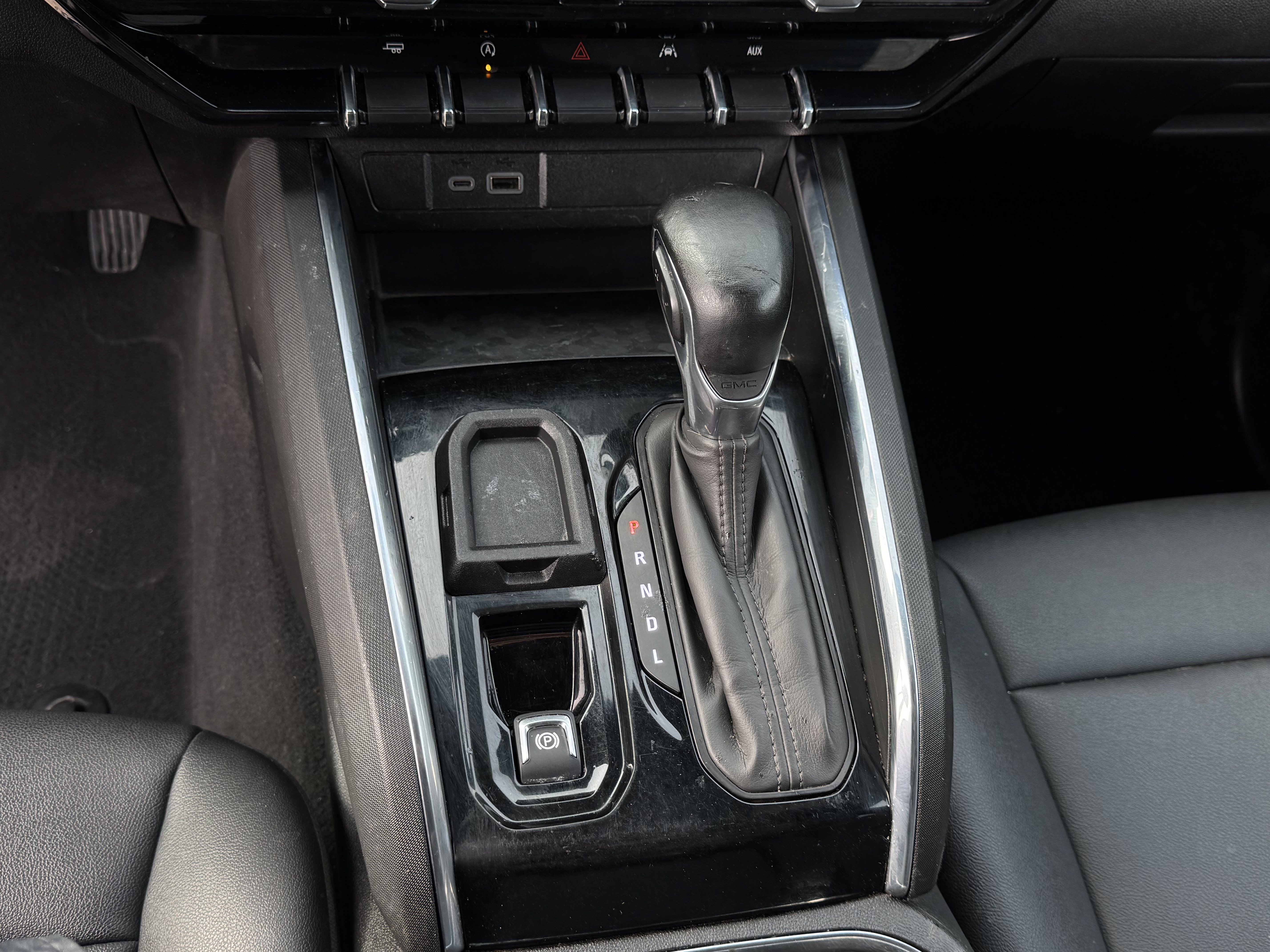 Used 2024 GMC Canyon Elevation w/ Elevation Premium Package image 20