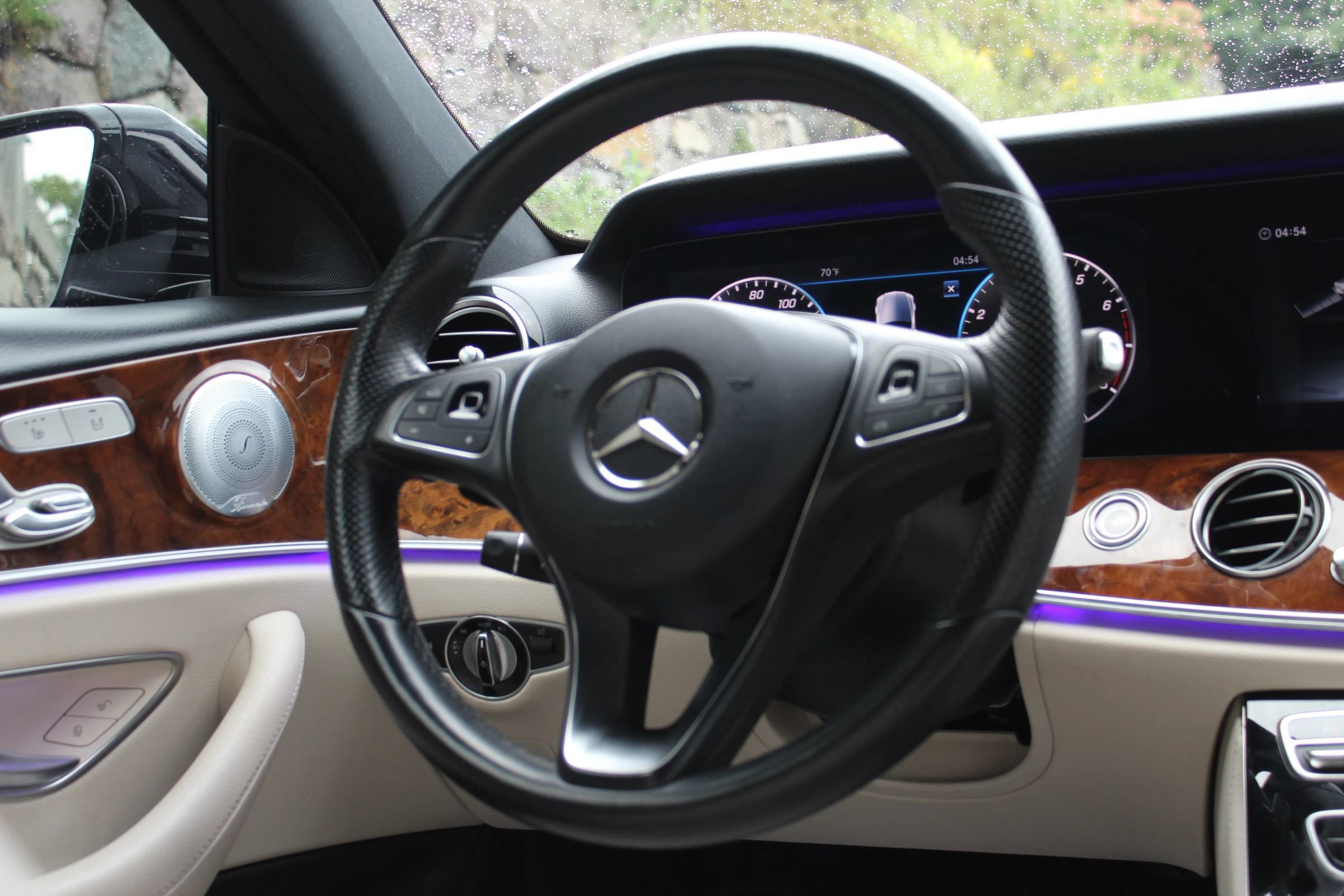 Used 2018 Mercedes-Benz E 400 4MATIC Sedan image 20