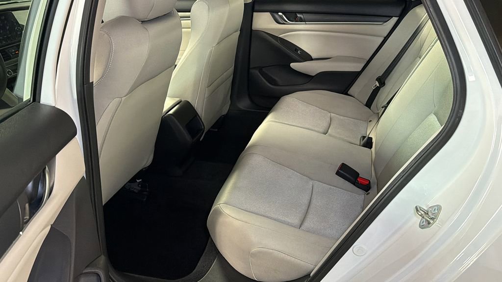 Used 2018 Honda Accord LX image 14