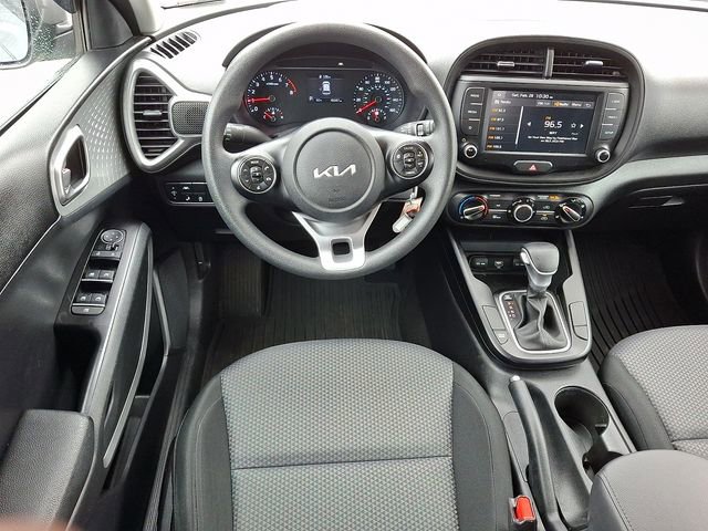 Certified 2022 Kia Soul LX w/ Technology Package image 13