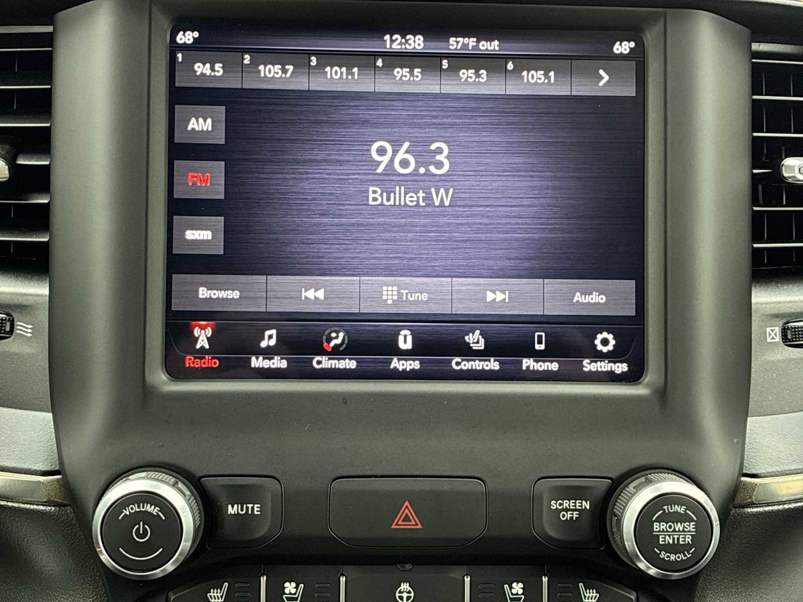 Used 2019 RAM 1500 Sport w/ Level 2 Equipment Group AWD/4WD image 12