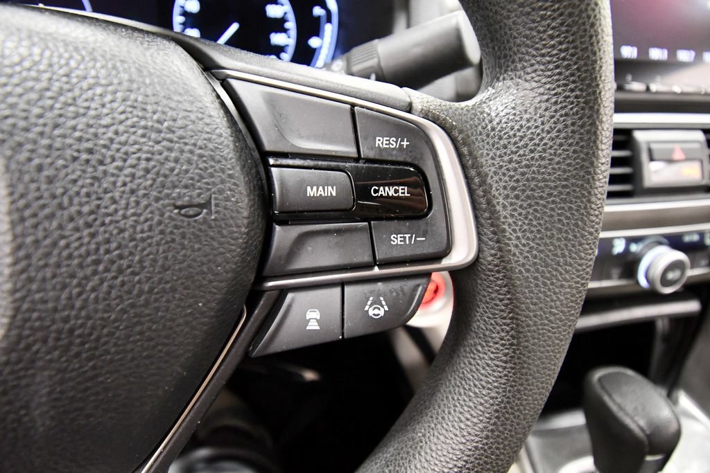Certified 2018 Honda Accord LX image 17