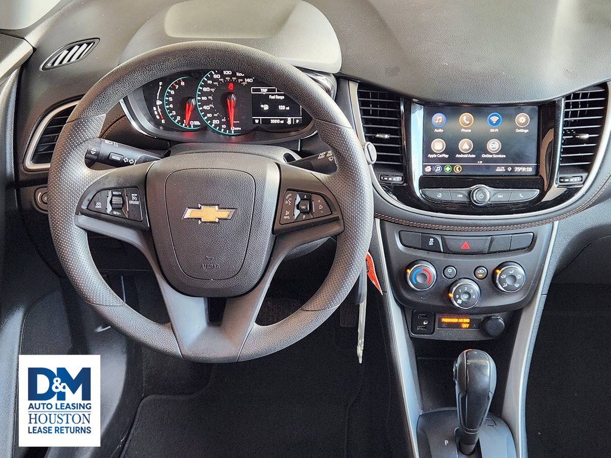 Used 2022 Chevrolet Trax LS w/ Tint and Cruise Package image 33