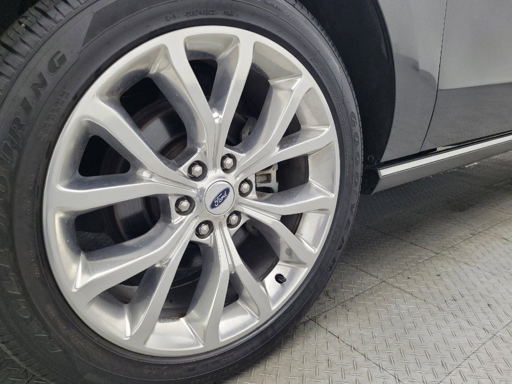 Used 2018 Ford Expedition Limited w/ Equipment Group 302A RWD image 31