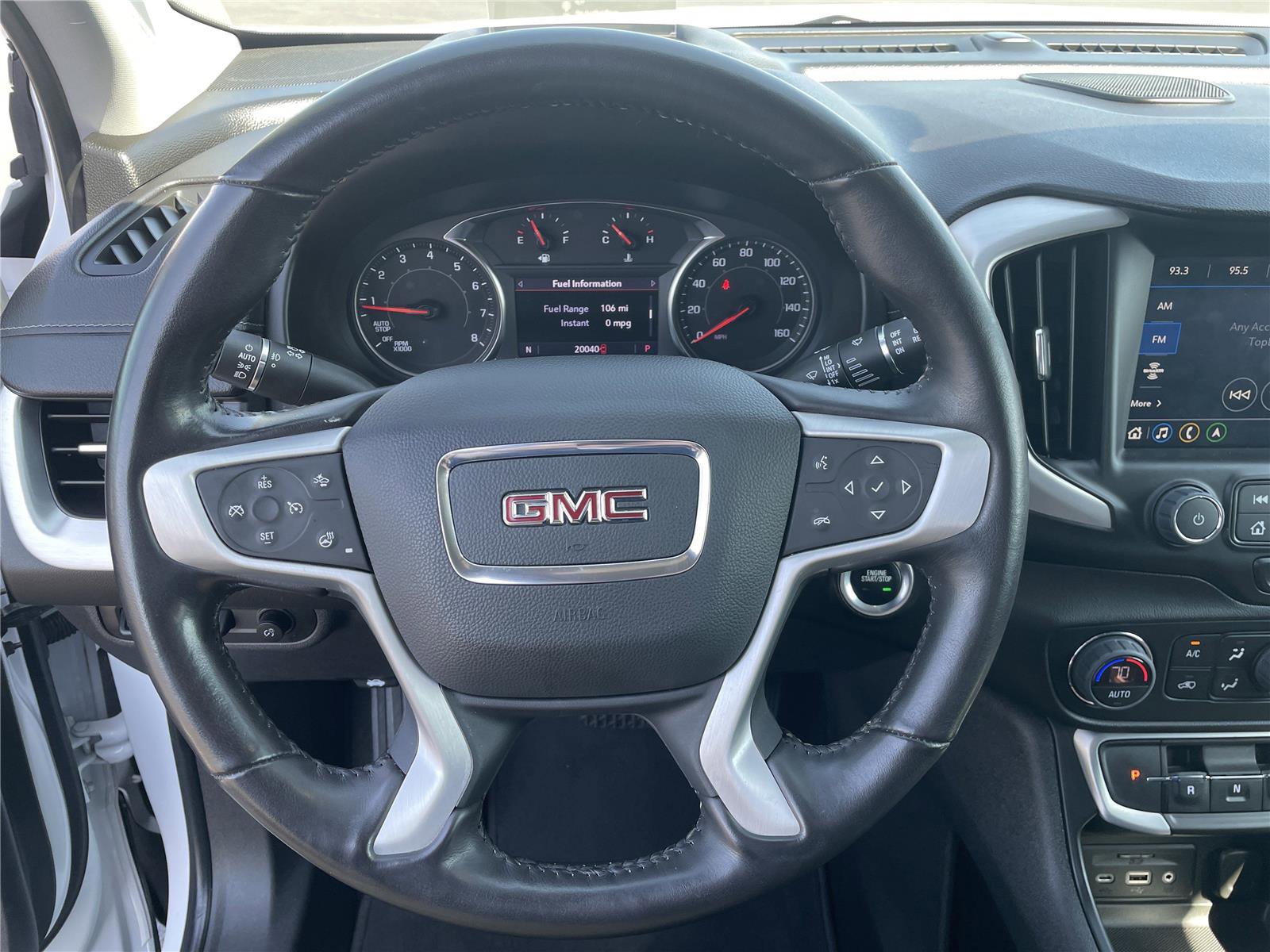 Used 2022 GMC Terrain SLT w/ Infotainment Package II AWD/4WD image 13