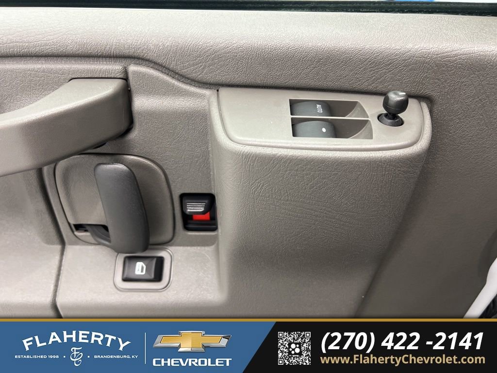 New 2026 Chevrolet Express 2500 w/ Driver Convenience Package image 21