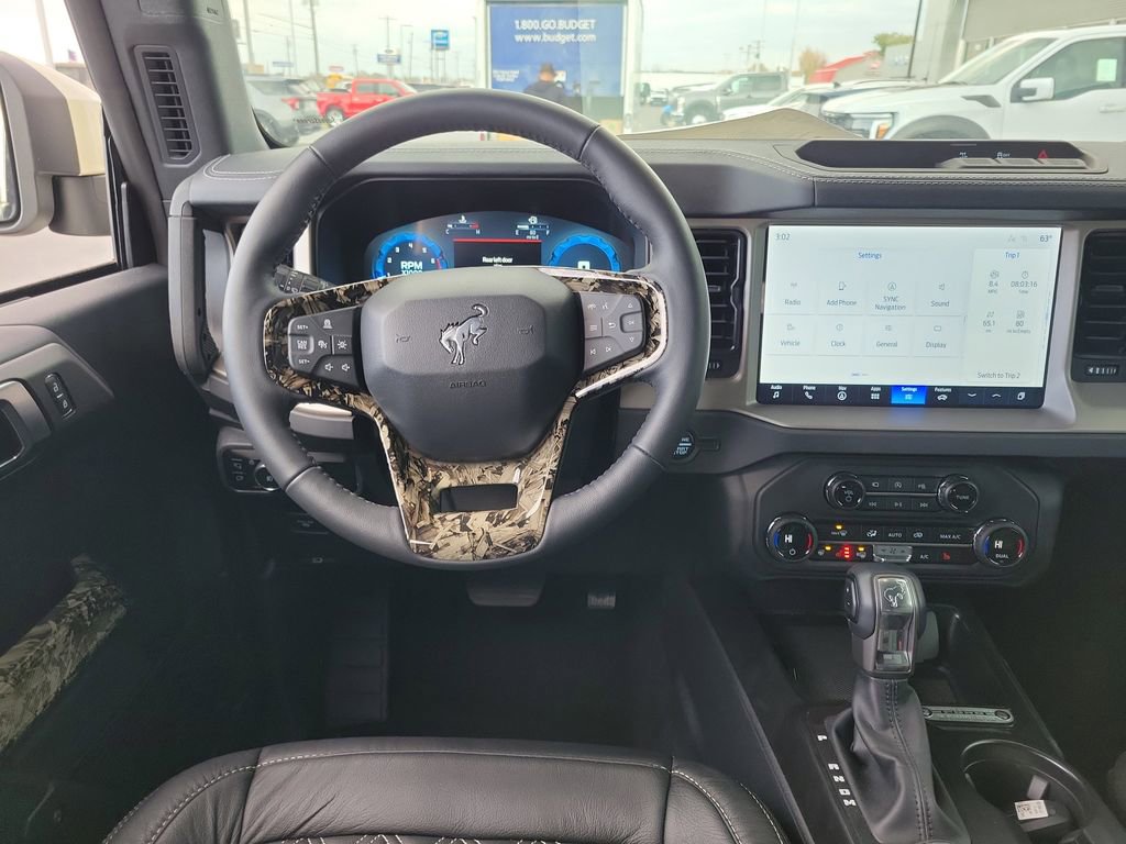 New 2025 Ford Bronco Outer Banks image 12