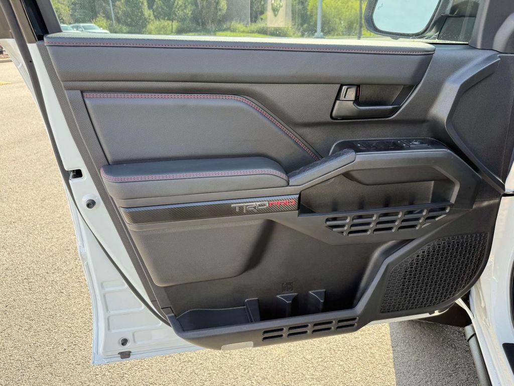 Used 2026 Toyota Tacoma TRD Pro AWD/4WD image 18