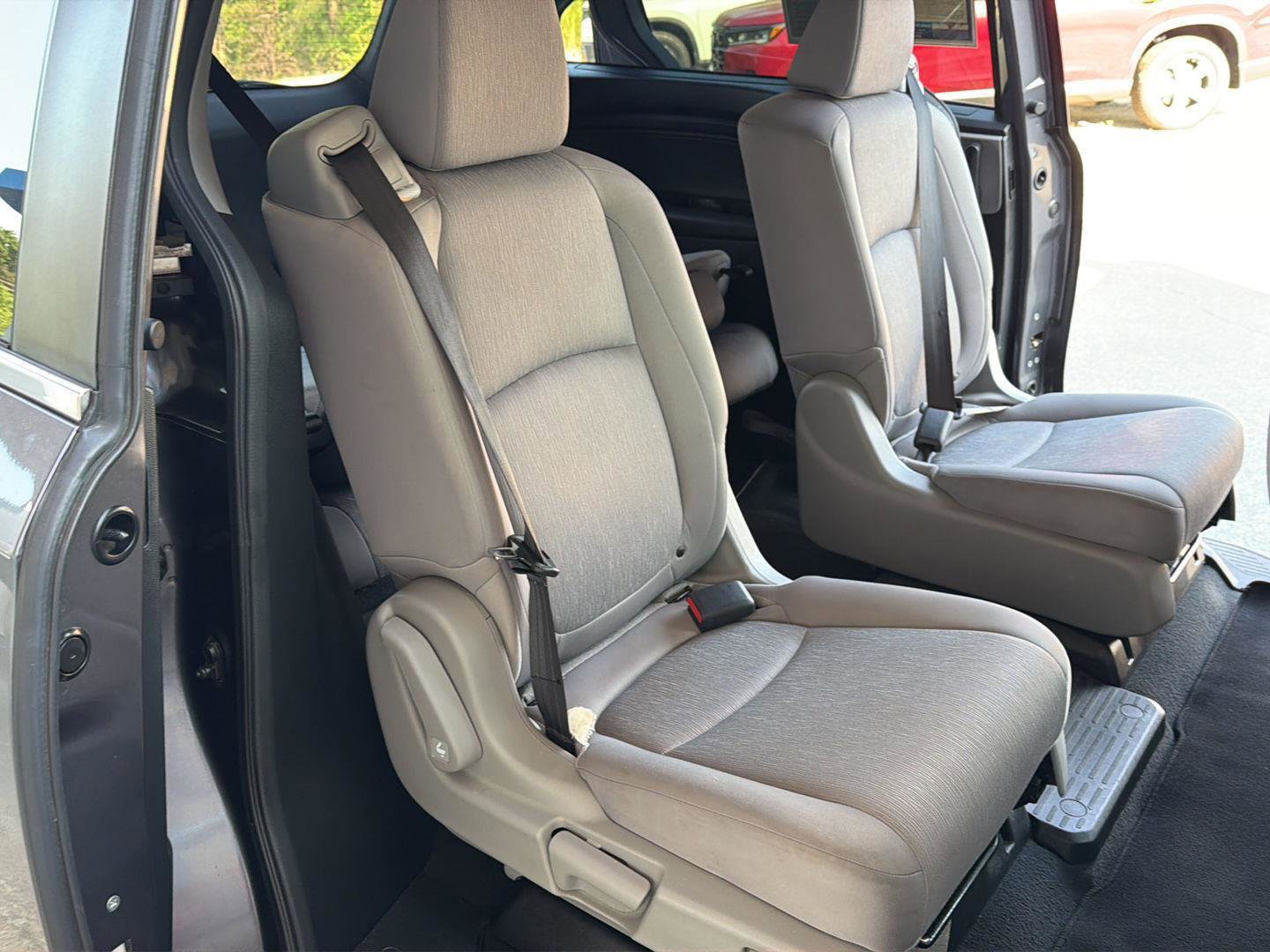 Used 2019 Honda Odyssey LX image 13